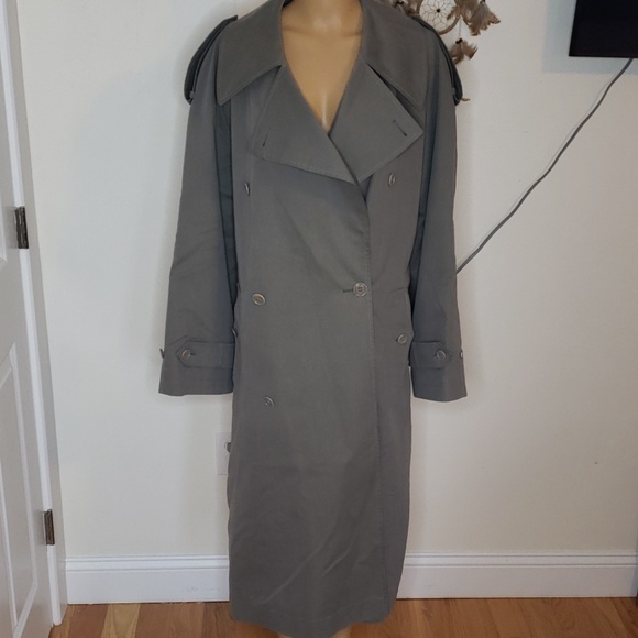 Valentino Other - Vintage Valentino Couture Trench coat